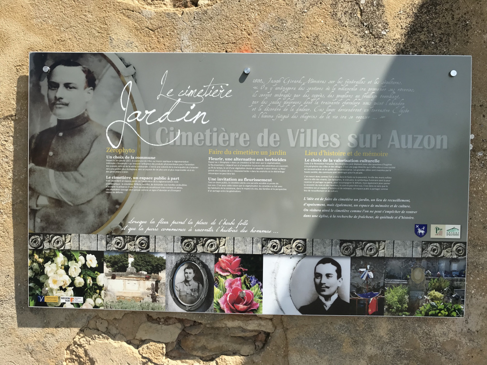 Pancarte cimetière de Villes-sur-AAuzon